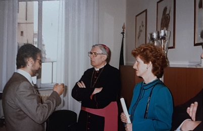 1985 1986 Il Vescovo In Visita Al Liceo 08