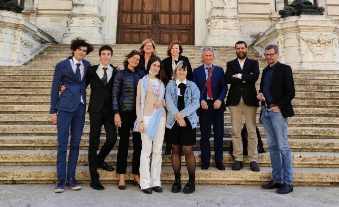 2022.04.12 Premiazione A Roma Per Il Film LA SCUOLA NON E SECONDARIA